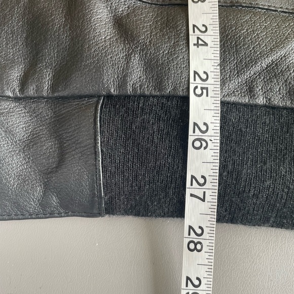 Cougar Leather Jacket Vintage Zip Up & Snap 4 Outside Pockets Lined Black Large - Picture 13 of 13